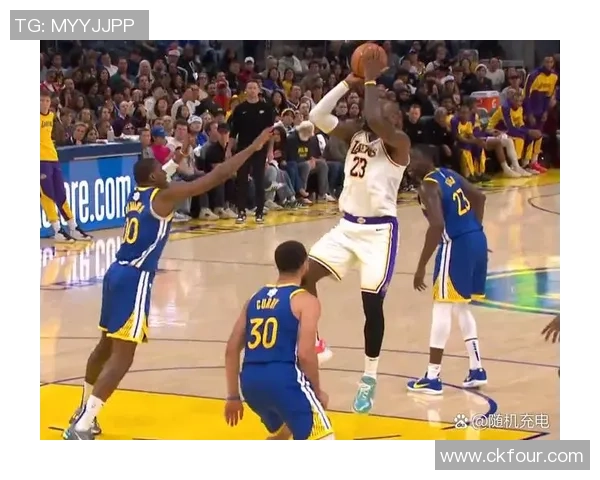湖人勇士激战回顾精彩比赛录像全程分析与精彩瞬间集锦